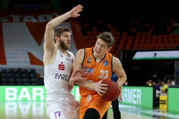 女篮联赛的 女篮联赛的