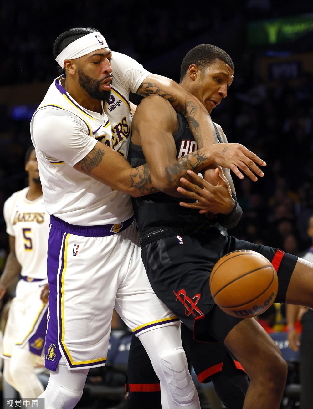 篮球场上总 篮球场上总